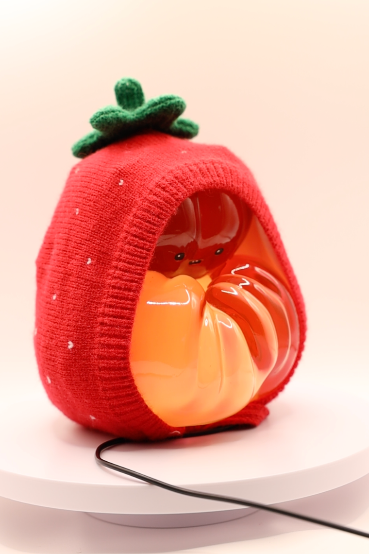 Susie "Strawb" | Lamp